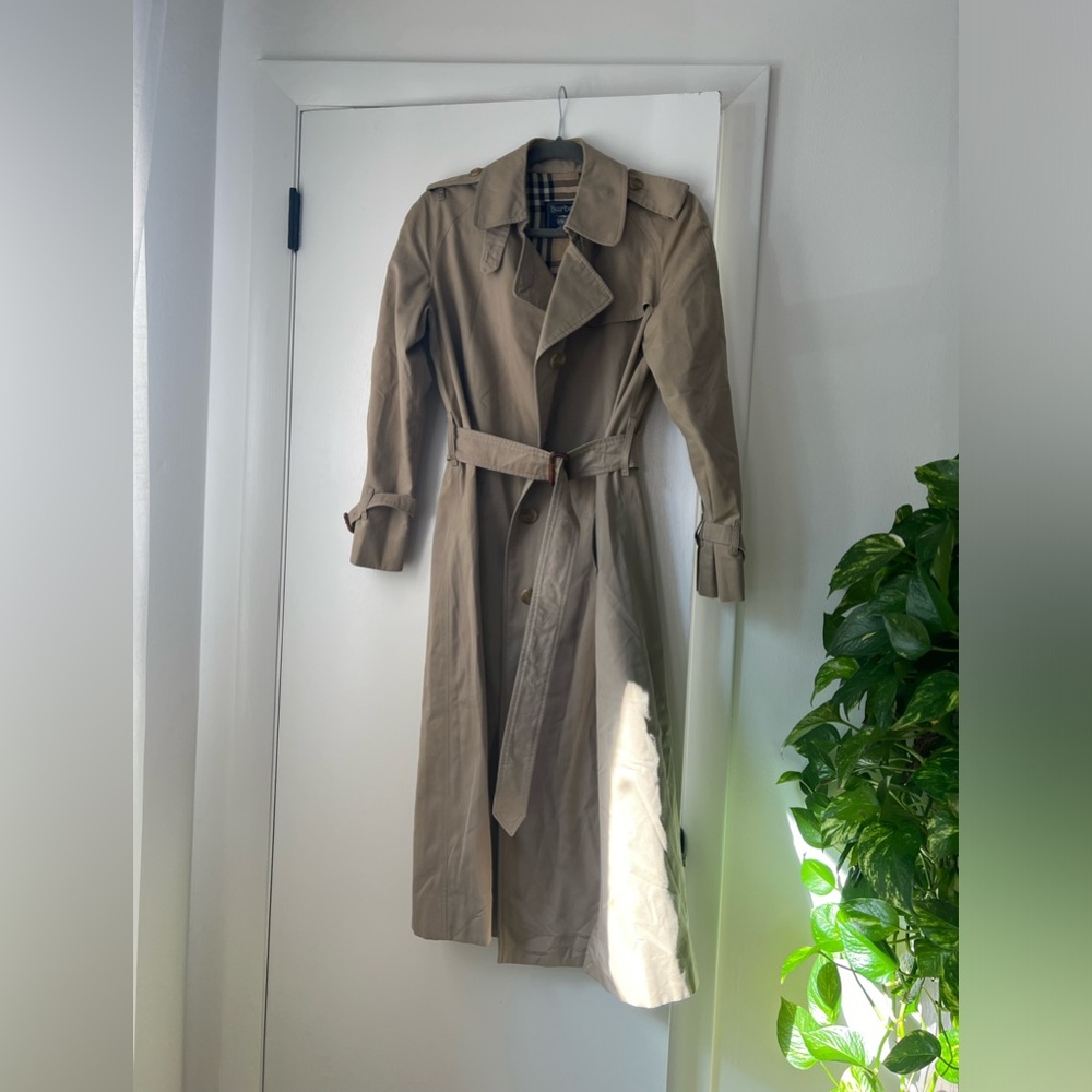 Burberry classic plaid long trench coat USA 8 - Picture 3 of 16
